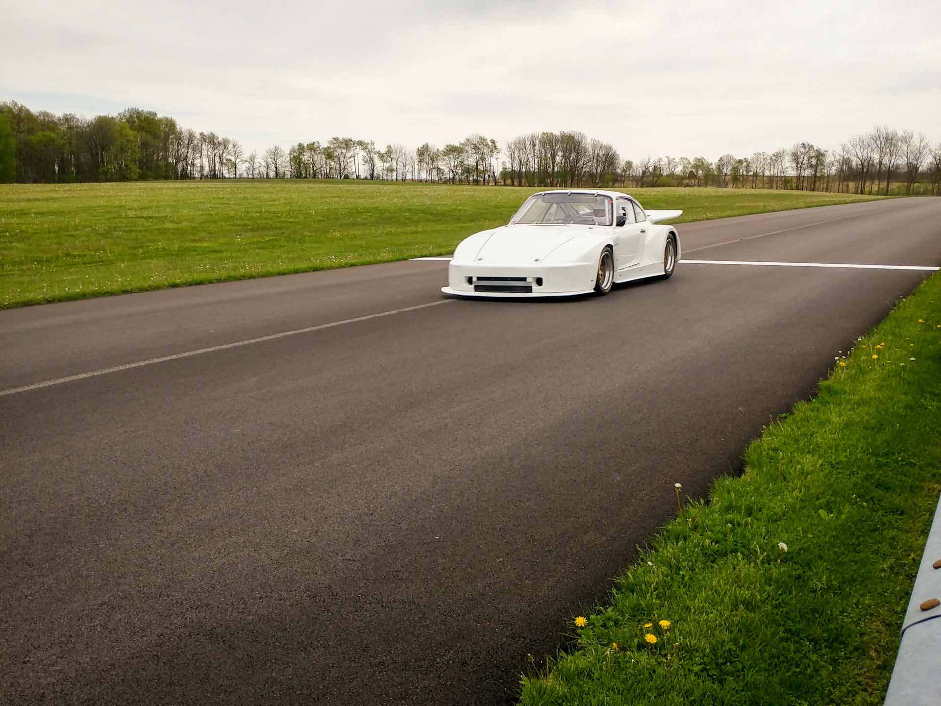 redstone porsche 934 at putnam park (5)